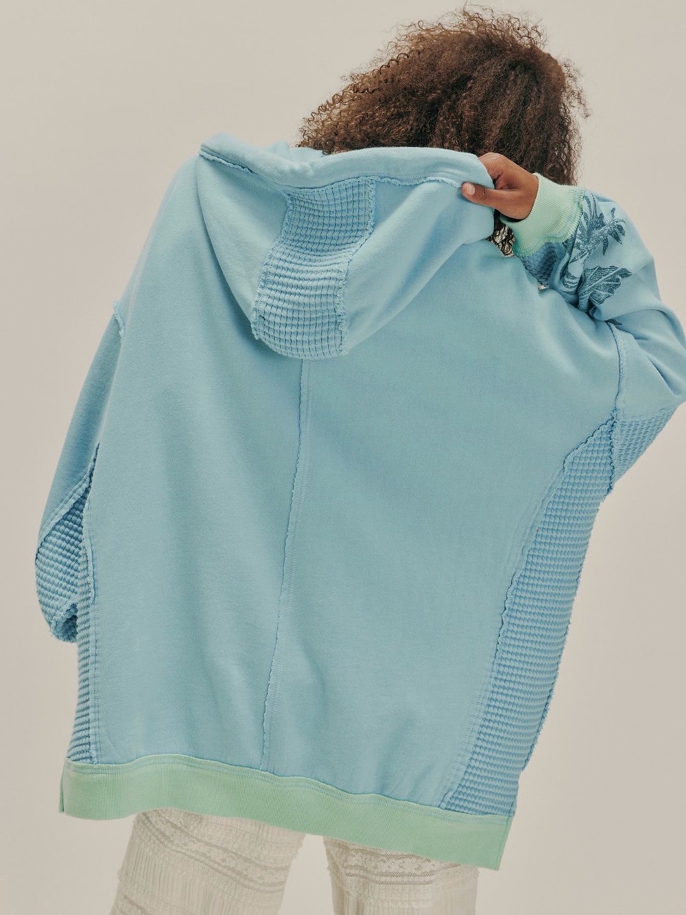 We The Free Feel The Wave Sweatshirt - Picture 3 of 11